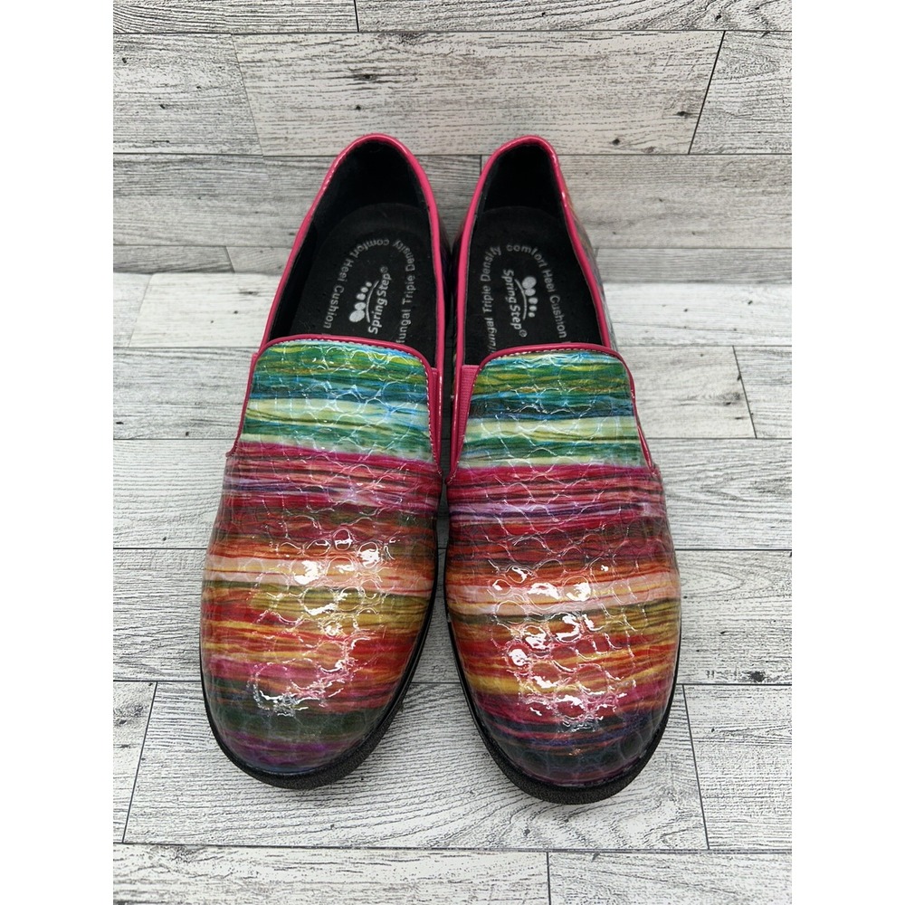 Nursing Work Shoe Spring Step Skitelz Red Rainbow‎ Size 7.5 M Non-Skid